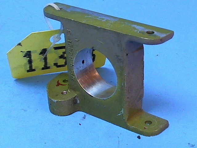 62421-01 Piper - FITTING - Flap torque tube assembly right